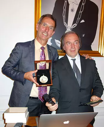 Prof. Dr. Michael Knorz erhielt die IIIC Medal 2016